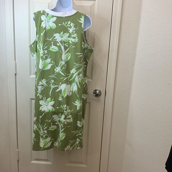 Isaacmizrahi Live Large V Neck Short Sleeve MIdi Green White Floral Summer Dress - Picture 6 of 11